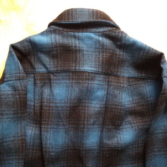 Vintage Pendleton Wool Flannel Button Down Shirt - Picture 7 of 7